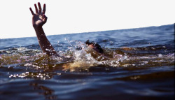 溺水的人恐怖海边溺水呼救高清图片