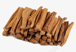 砍好的大小有秩的木柴木条素材