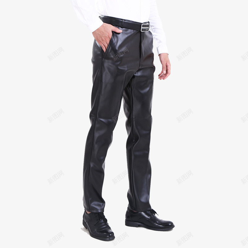 男士直筒黑色皮裤png免抠素材_新图网 https://ixintu.com 实物图 男士 皮裤 直筒 素材 黑色