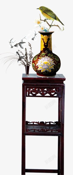 古典花瓶图片中国风木桌上的花瓶高清图片