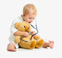 医生玩具给娃娃量心脏的宝宝高清图片