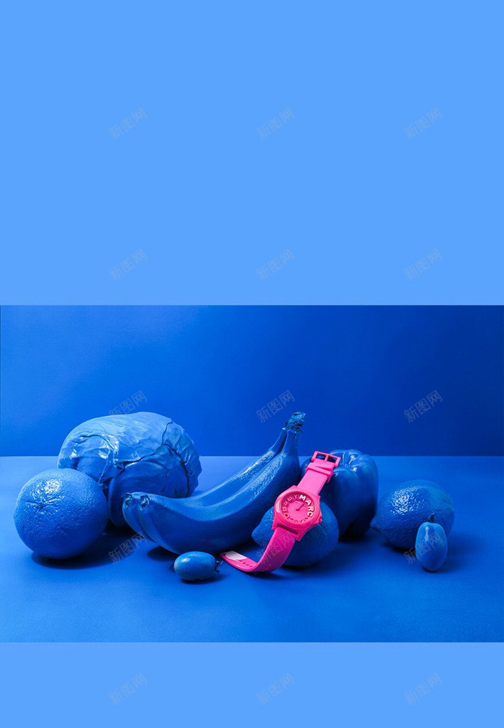 蓝色水果粉色手表海报背景png免抠素材_新图网 https://ixintu.com 手表 水果 海报 粉色 背景 蓝色