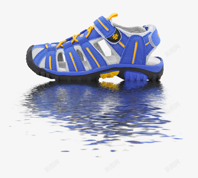水面上的鞋子psd免抠素材_新图网 https://ixintu.com 水波 水面 鞋子