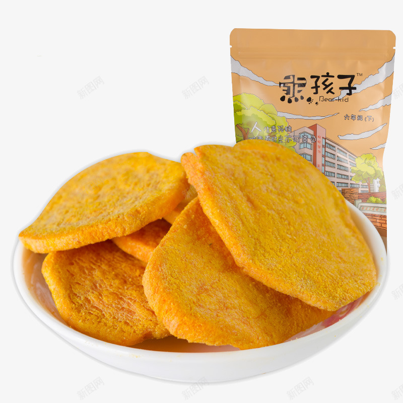 盘子装着红薯片png免抠素材_新图网 https://ixintu.com 产品实物图 休闲食品 红薯片 零食