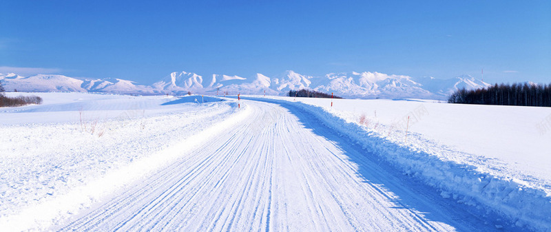 冬日雪地美景碾压png免抠素材_新图网 https://ixintu.com 冬日 美景 雪地