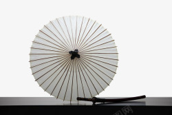 武士刀白色陈列油纸伞高清图片