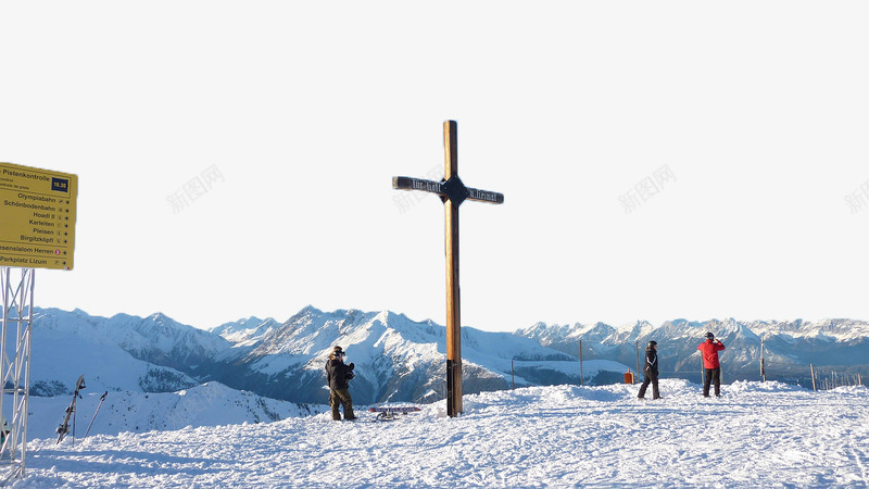 冬日滑雪场png免抠素材_新图网 https://ixintu.com 人物 冬天 十字架 指示牌 滑雪场 白色