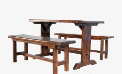 三个木头咖啡桌椅碳化木室外桌椅高清图片