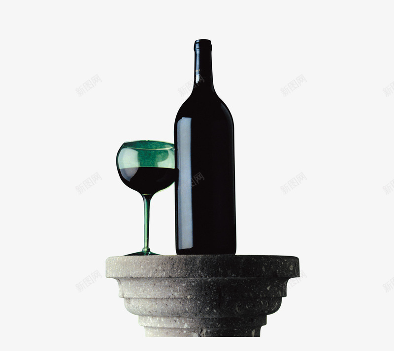 石台上的红酒杯png免抠素材_新图网 https://ixintu.com 品质 红酒 红酒杯 酒杯 高级