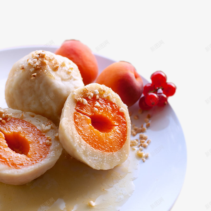 盘子里的奶黄包和水果png免抠素材_新图网 https://ixintu.com 下午茶 奶黄包 水果 点心 甜点