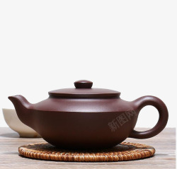 桌子上的杯垫和茶壶素材