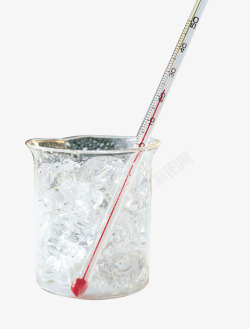 有刻度的杯子冰水水温测试高清图片