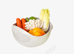 日式厨房用品日式洗菜篮里的蔬菜高清图片