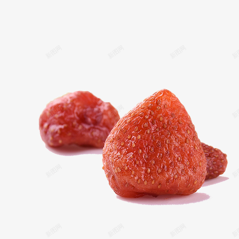 好吃的草莓干png免抠素材_新图网 https://ixintu.com 产品实物 免费png素材 红色 草莓干 零食