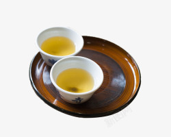 两杯茶托盘里的两杯日式茶高清图片