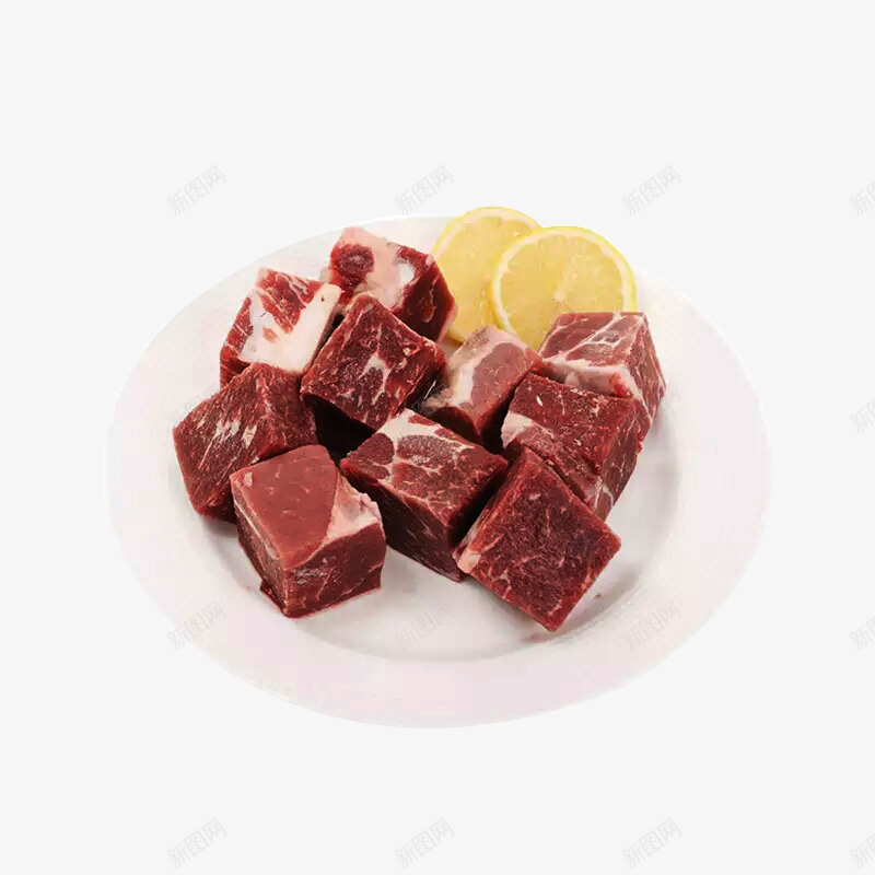 一盘牛肉块png免抠素材_新图网 https://ixintu.com 新鲜牛肉 柠檬片 牛肉 美食 肉类