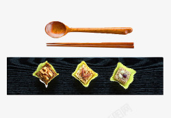 韩式餐盘架子韩式餐盘上的小吃高清图片