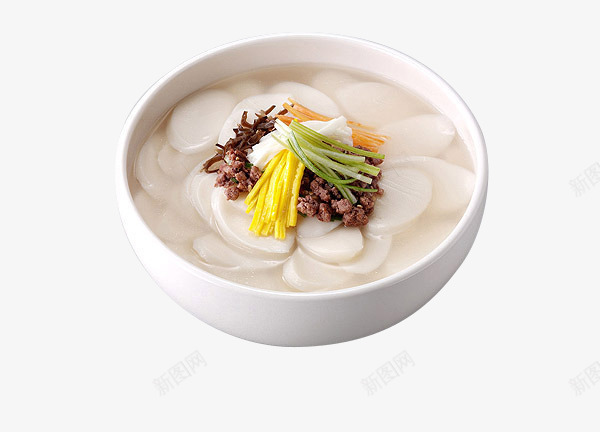 清汤煮熟的年糕片png免抠素材_新图网 https://ixintu.com 年糕 清汤 糕片 肉丝 菜肴 韩式