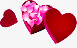 红色心形盒粉色玫瑰花瓣素材