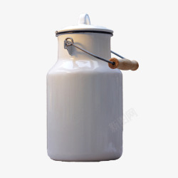 白色机油桶实拍牛奶铁通高清图片