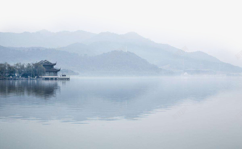 蓝色梦幻水墨湖png免抠素材_新图网 https://ixintu.com 免抠素材 水墨湖 水墨装饰 蓝色梦幻水墨湖