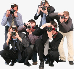 戴相机的男人照相的一群人高清图片