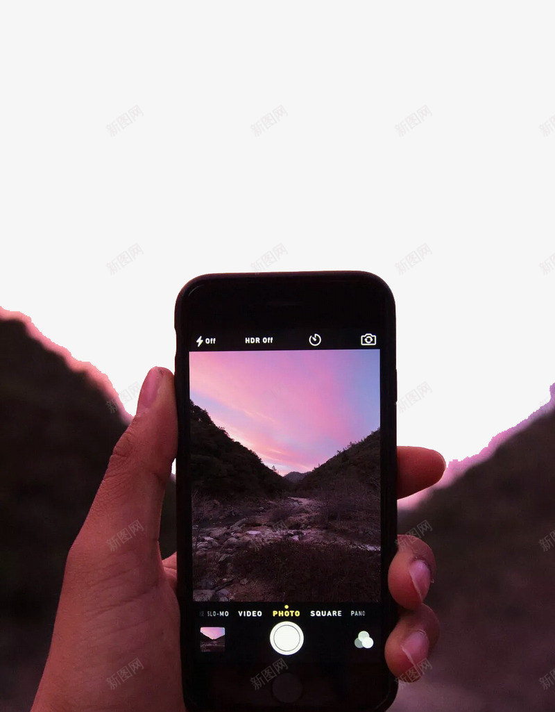 手机镜头里的山路png免抠素材_新图网 https://ixintu.com 山路 山路蜿蜒 手机 拍照