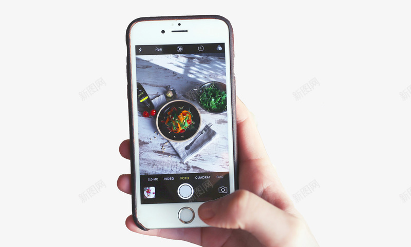 时尚手机拍摄食物配图png免抠素材_新图网 https://ixintu.com 人物 使用手机 手 手机 拍摄 摄影 时尚 纪实 配图 食物
