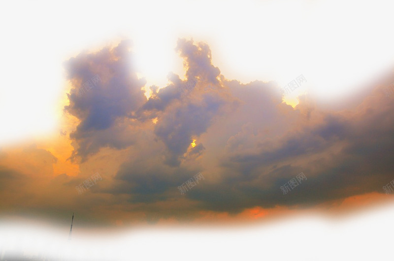 一朵美丽的云png免抠素材_新图网 https://ixintu.com 云块 云层 云彩 云霞 仙云 光线 夕阳 彩云 摄影 晚霞 景色