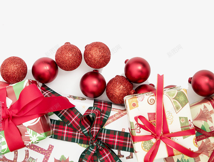 红色圣诞礼物元素png免抠素材_新图网 https://ixintu.com 圣诞礼物 圣诞礼盒组合 圣诞节 圣诞装饰元素 红色圣诞