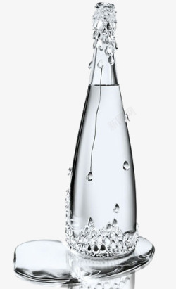 瓶酒水滴装满水的玻璃瓶高清图片
