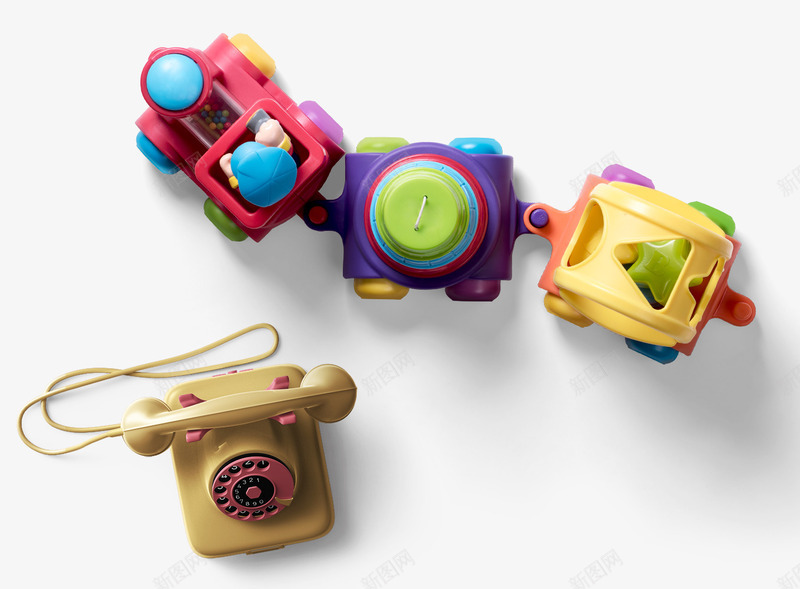 小孩玩具png免抠素材_新图网 https://ixintu.com Q版小火车 卡通 少儿玩具 玩具 玩具火车 玩具电话 玩耍 益智玩具