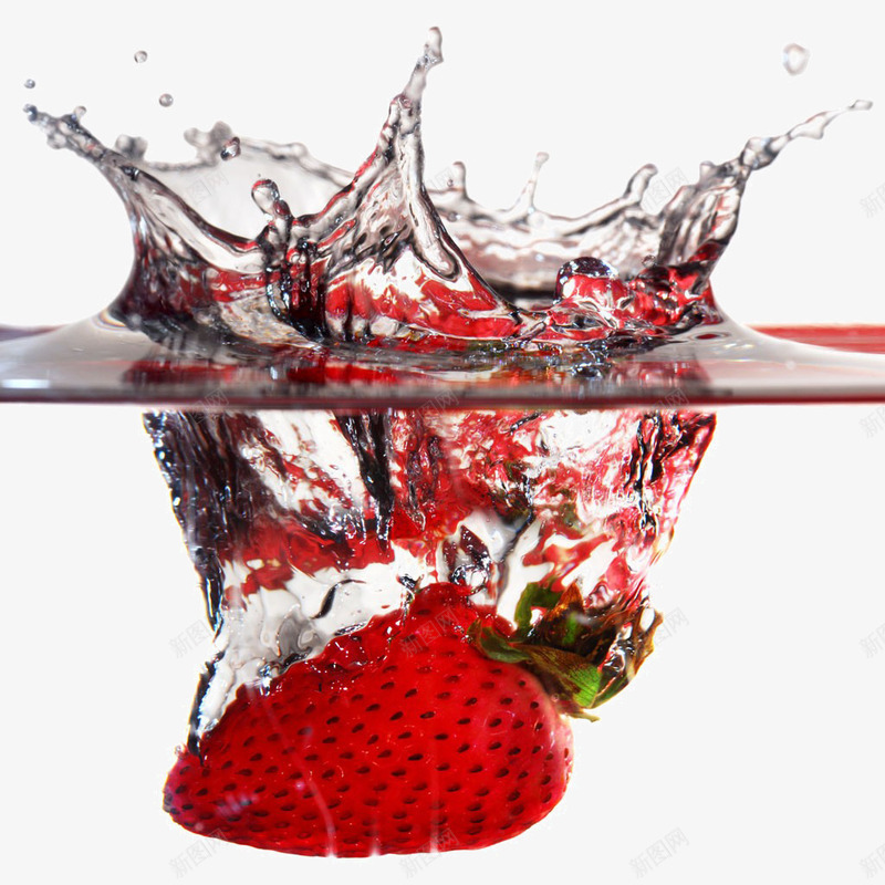 喷溅的水和草莓png免抠素材_新图网 https://ixintu.com png素材 水 水果 草莓