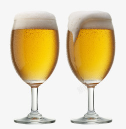 两杯酒两杯啤酒高清图片