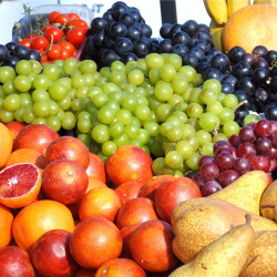 水果蔬菜一堆葡萄素材