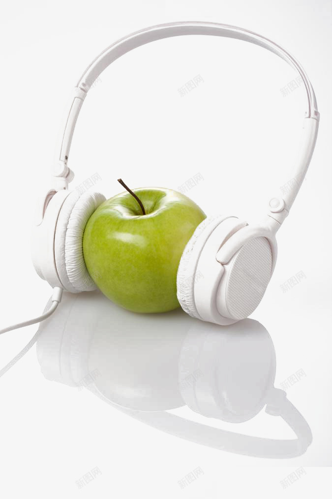 戴耳机的苹果png免抠素材_新图网 https://ixintu.com 创意 电子 绿色 耳机 苹果