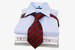 折叠的衣服衬衫上的领带高清图片