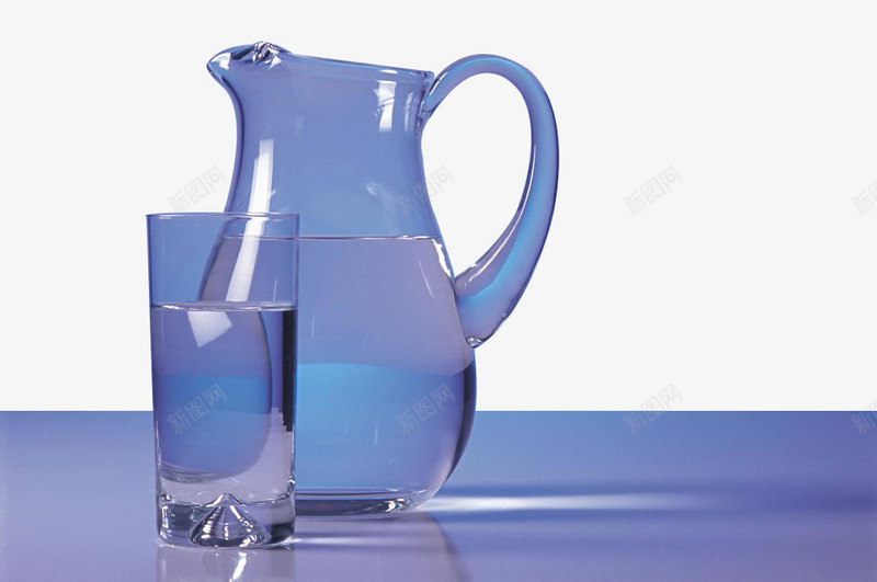 水杯和净水壶png免抠素材_新图网 https://ixintu.com 水壶 水杯 玻璃 白开水 饮用水