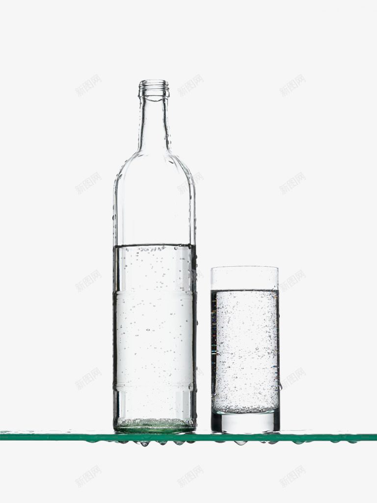 瓶子水玻璃瓶png免抠素材_新图网 https://ixintu.com 杯子 水 玻璃瓶 瓶子 矿泉水