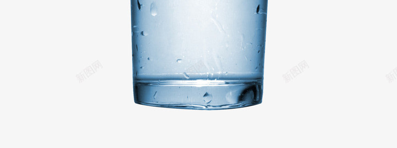 晃动的水杯png免抠素材_新图网 https://ixintu.com 晃动 水 水杯 溅出 玻璃杯