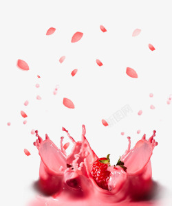 粉色液体花瓣草莓牛奶高清图片