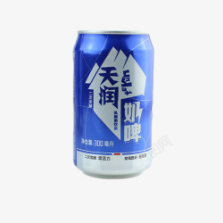含酒精的天润蓝罐奶啤高清图片