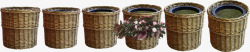 烟笋钵藤条编织的花篮高清图片