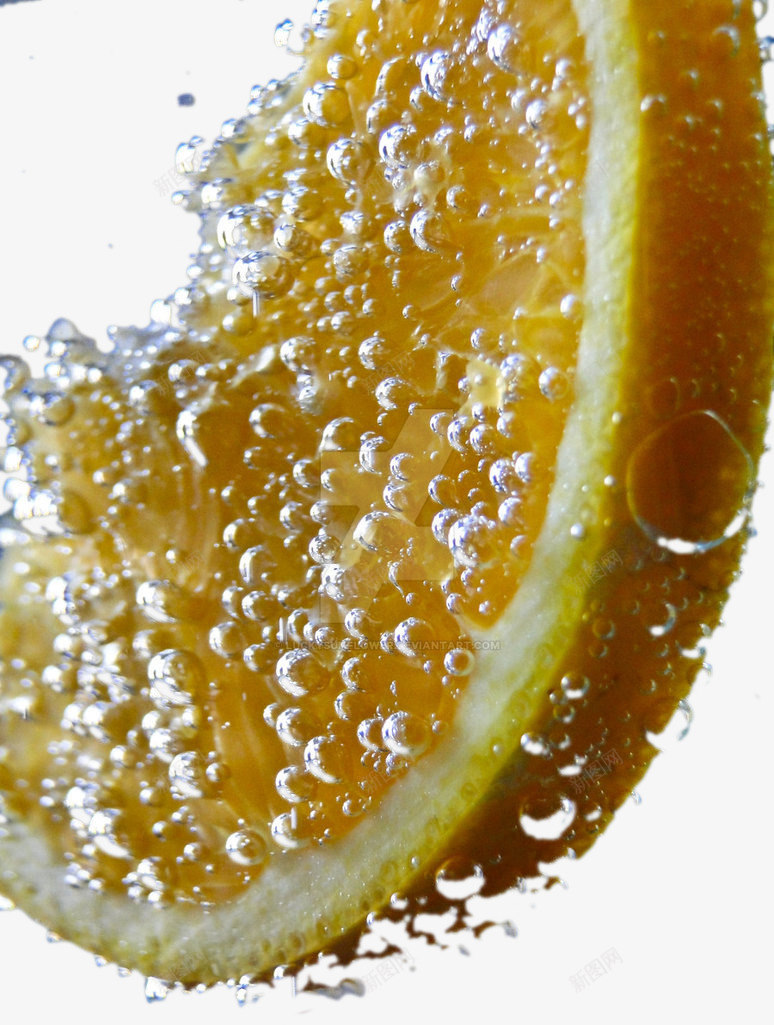 泡在水中的柠檬片png免抠素材_新图网 https://ixintu.com 柠檬 柠檬片 柠檬茶 气泡 饮料