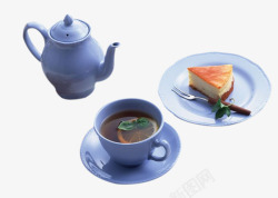 柠檬茶茶水紫色餐具的芝士蛋糕和柠檬茶高清图片