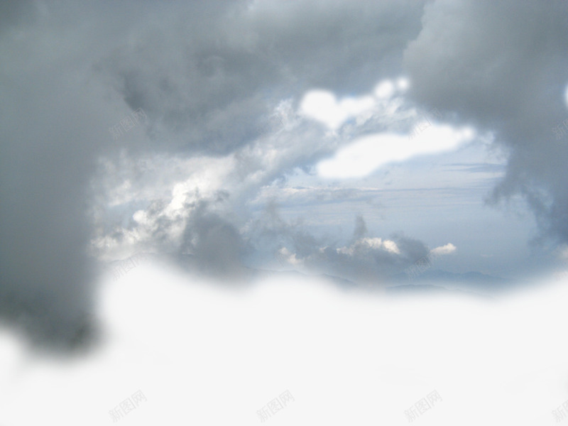 冷色调灰白的云层png免抠素材_新图网 https://ixintu.com 乌云 云层 云彩 云朵 冷色调 层云 灰色 自然 阴云 阴雨天 阴雨天气 风景